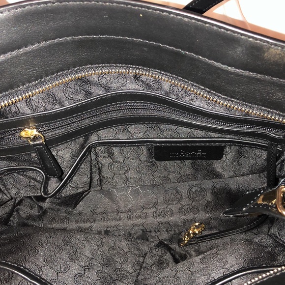 Michael Kors Purse - Picture 3 of 4